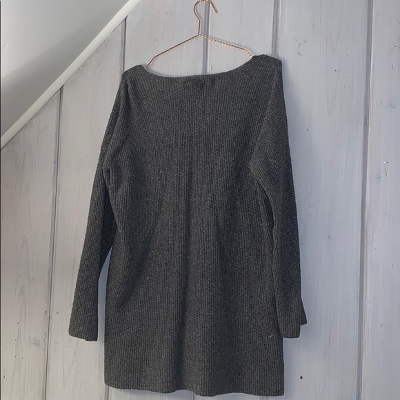 sweater - Picture 2 of 2